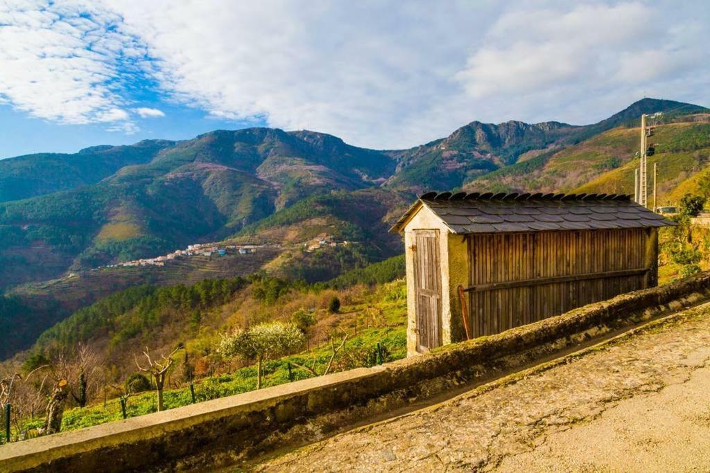 Casa Do Avô Patrício Mountain Experience Vila Parada  Exterior foto